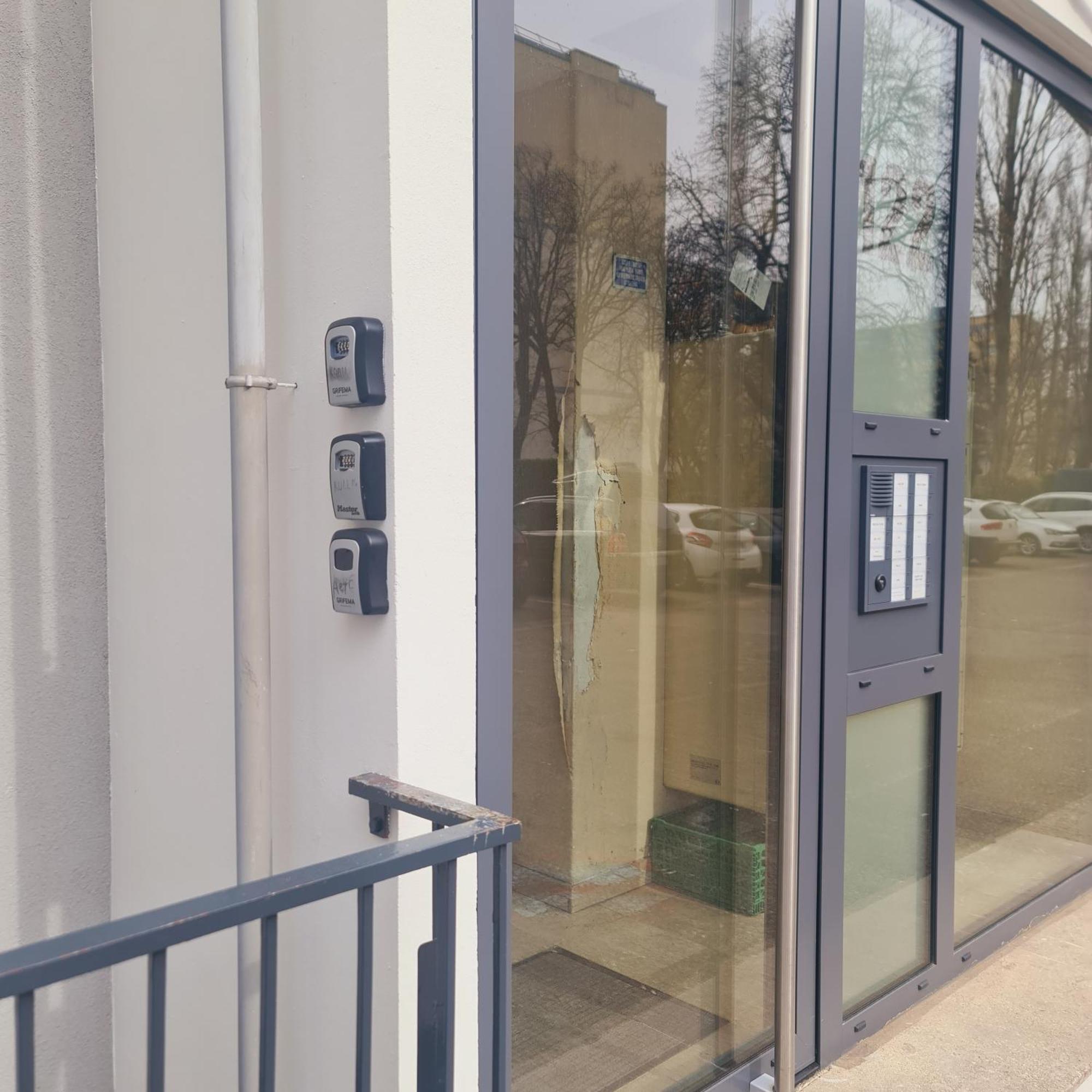 Studio Kulla Avec Terasse 5Mn Basel Airport Saint-Louis (Haut-Rhin)